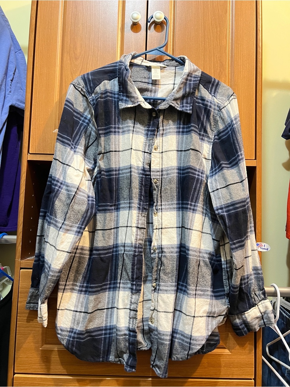 H&M Black and White Plaid Button-Up Shirt